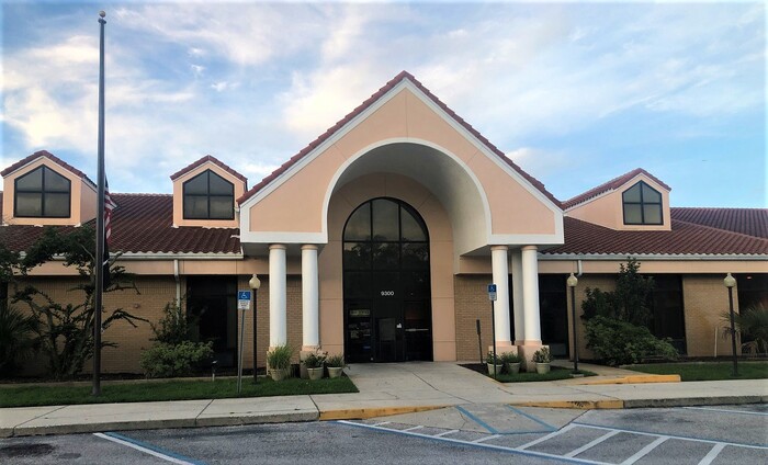 United States Post Office-9300 Conroy Windermere Road, Windermere FL 34786
