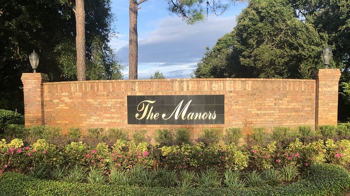 The Manors Community Entrance Sign