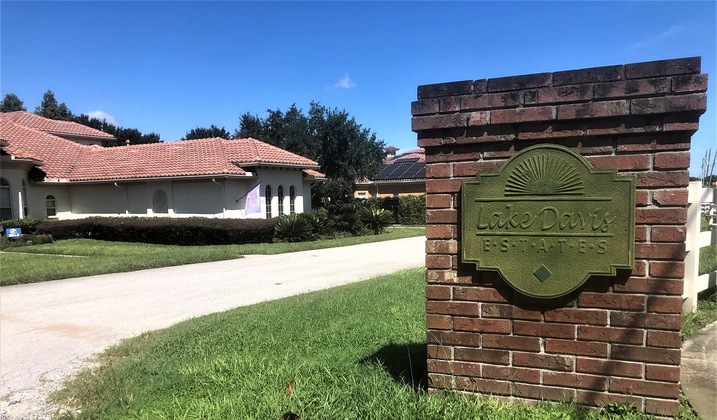 Lake Davis Estates Community Sign