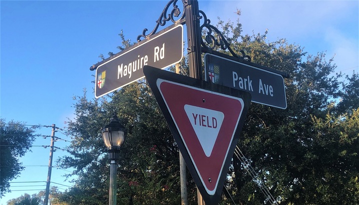 Park Avenue Street Sign on Maquire Road