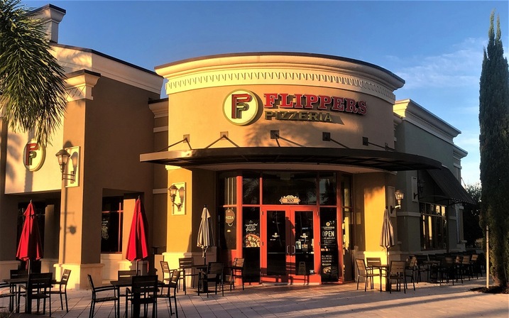 Flippers Pizzaria at Westside Shoppes