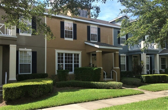 Townhomes in Summerport in Windermere FL