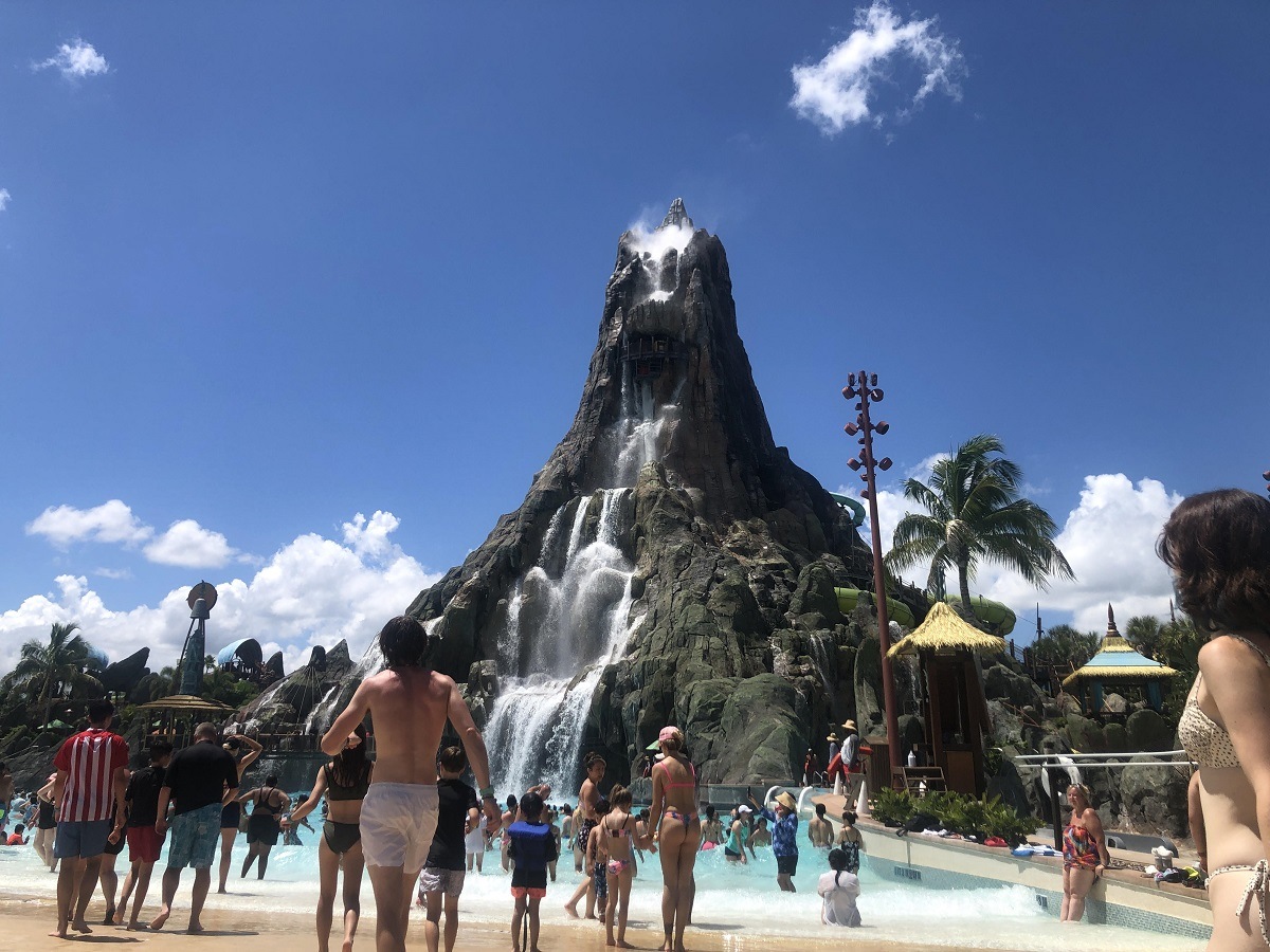 Volcano Bay In Orlando FL - Volcano Bay Near Windermere FL In Orlando FL 100076 2048x1070 0