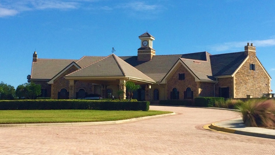 The Eagle Creek Clubhouse
